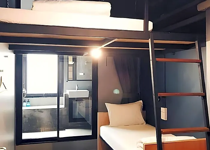 Silom Space Бангкок