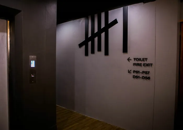 Хостел Silom Space *