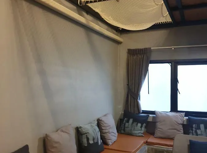 Silom Space Хостел